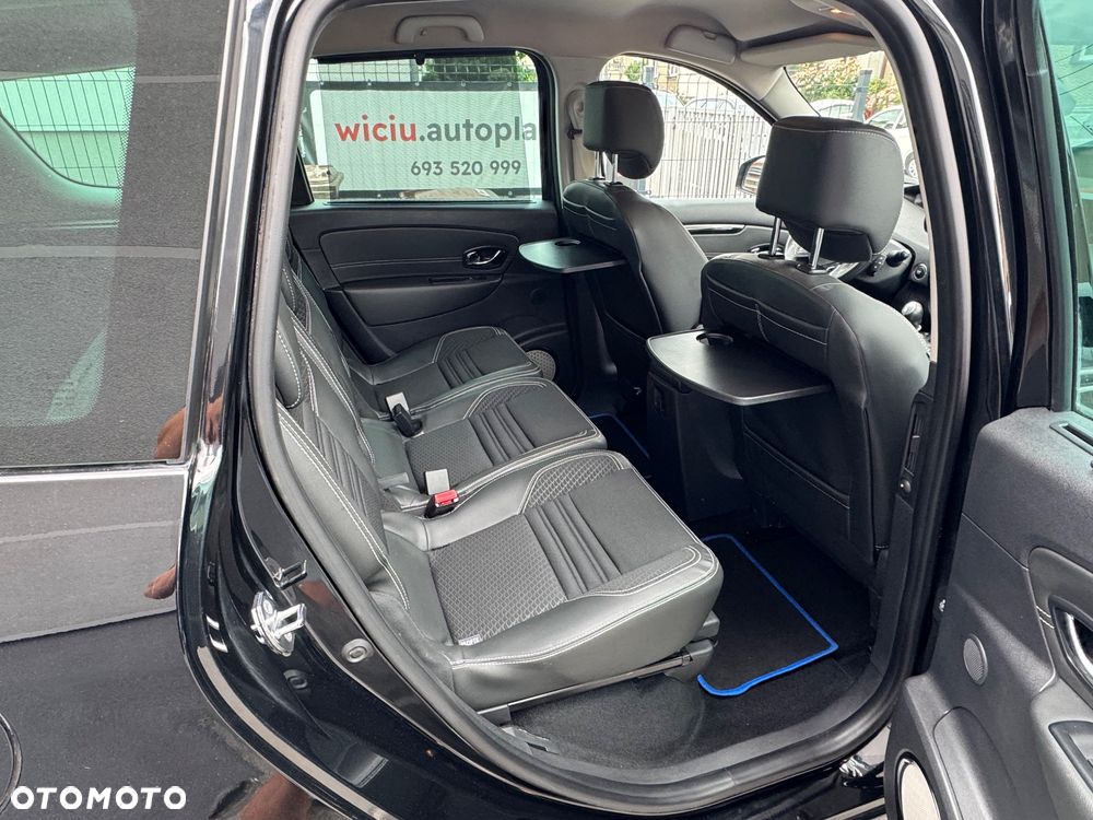 Renault Grand Scenic - 21