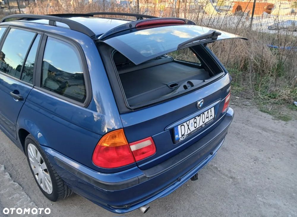 BMW Seria 3 318i - 8