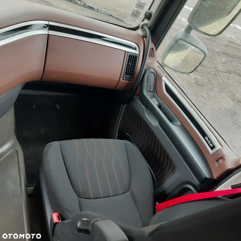 DAF XF 530 FTG 6x2 Puscher - 7