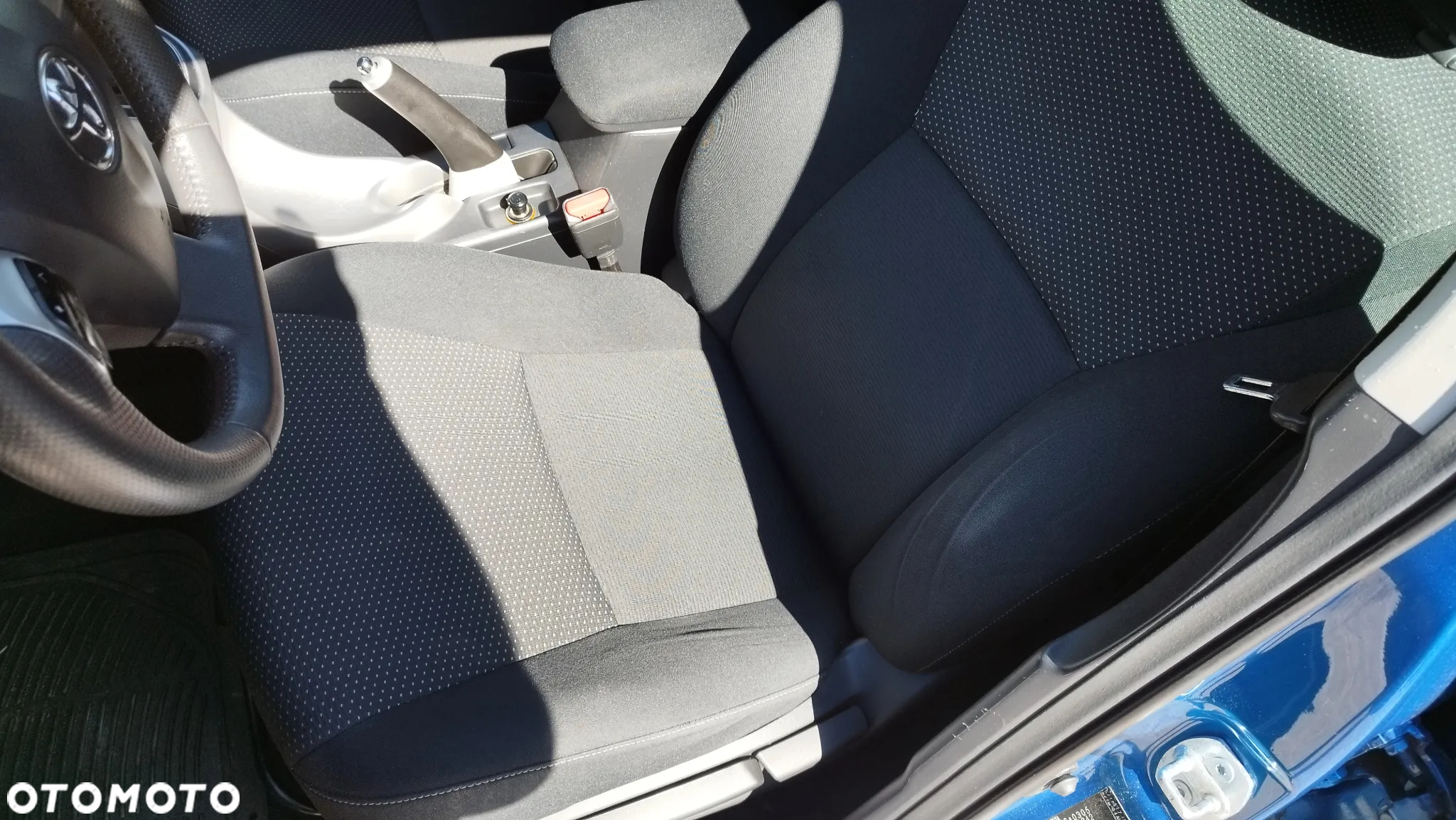 Toyota Auris 1.33 Dual-VVT-i Cool - 15