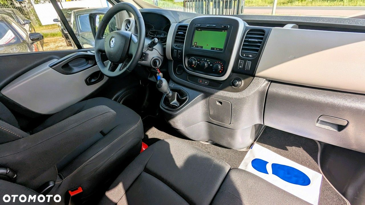 Renault Trafic - 15