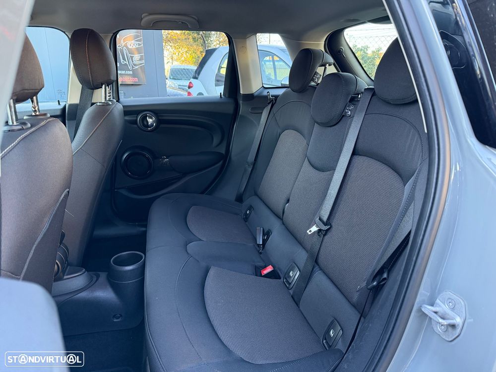 MINI 5 Portas One Sport Edition - 8