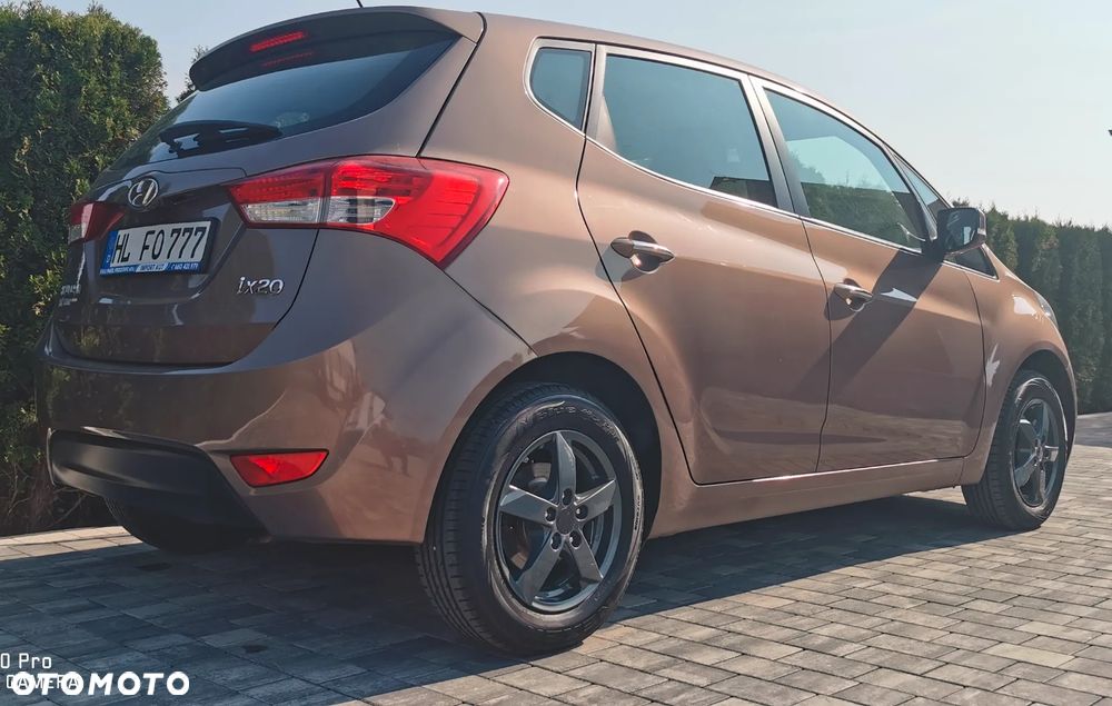 Hyundai ix20 - 21