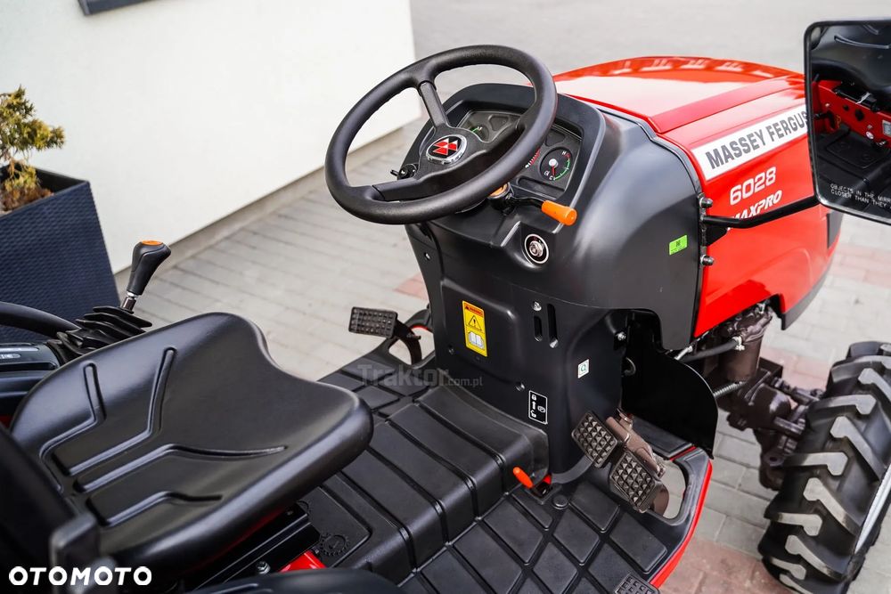 Massey Ferguson MF6028 - 8