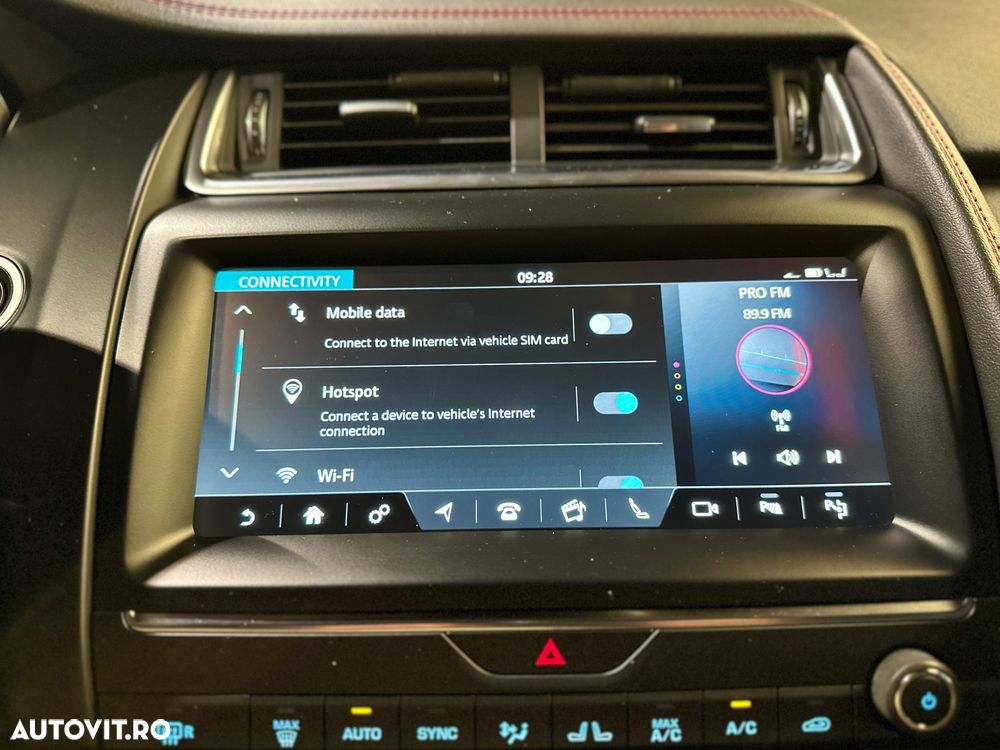 Jaguar E-Pace D180 AWD Aut. First Edition - 39
