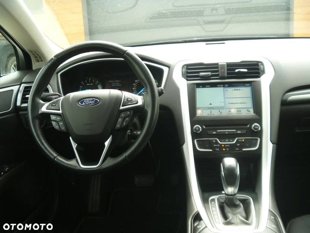 Ford Mondeo 2.0 TDCi Titanium PowerShift - 38