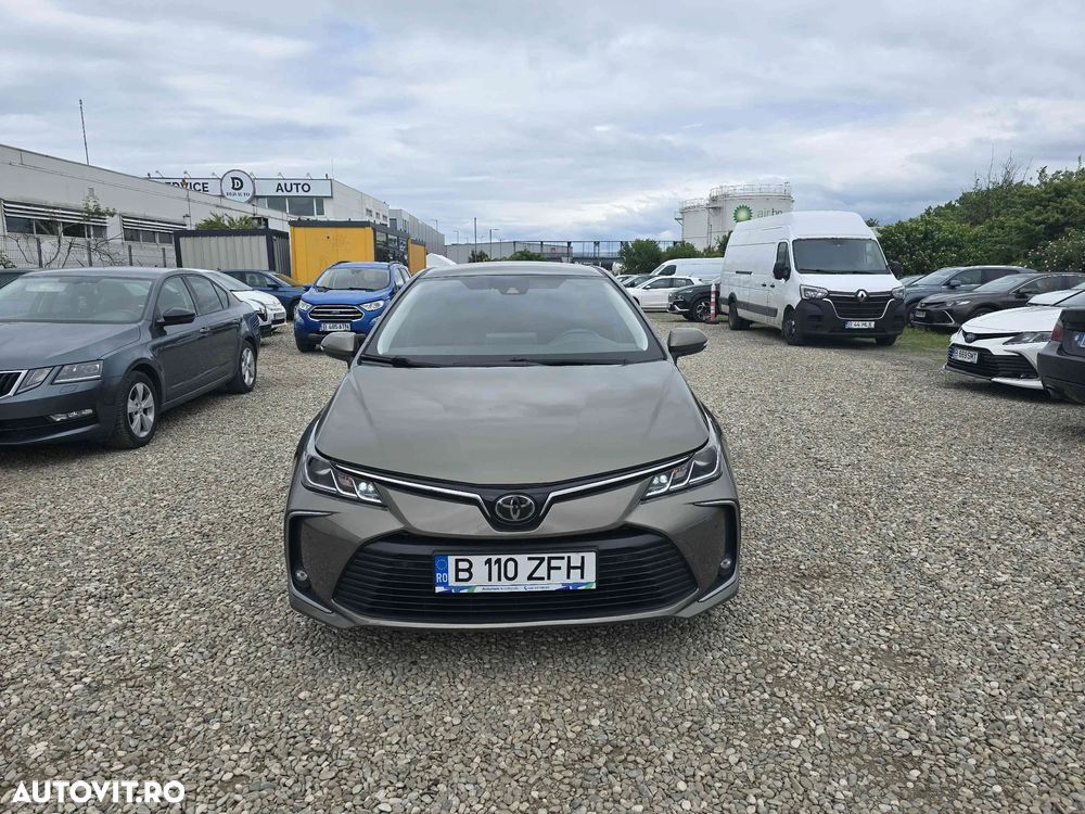 Toyota Corolla - 2
