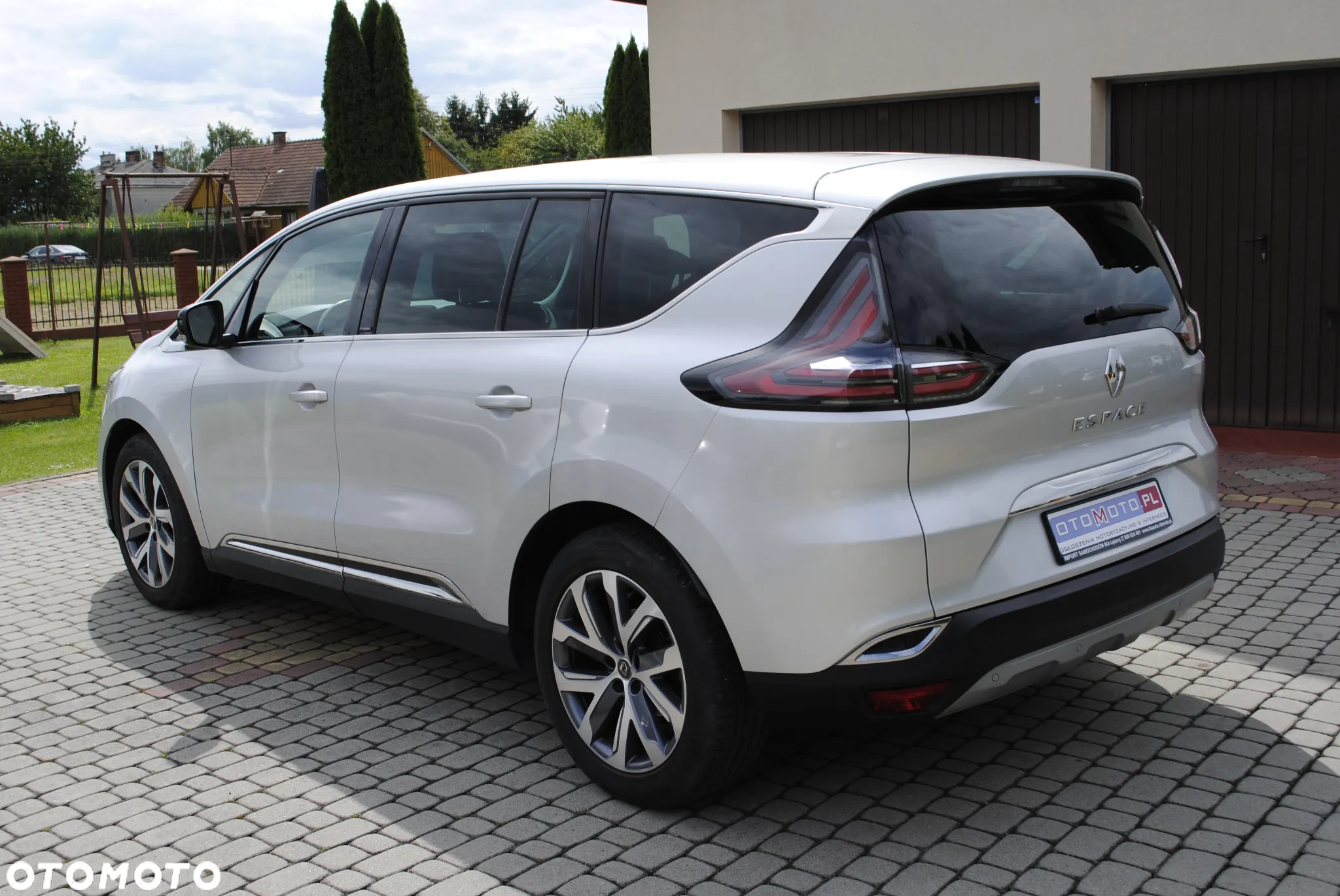 Renault Espace 1.6 dCi Energy Initiale Paris EDC 7os - 5
