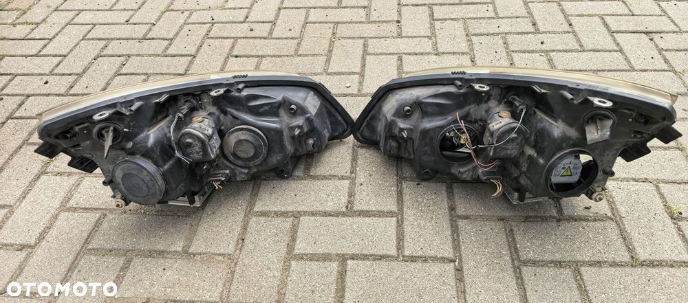 LAMPA LEWA PRAWA KPL.  REFLEKTOR PRZÓD LEWY PRAWY RENAULT SCENIC II 2 XENON - 4