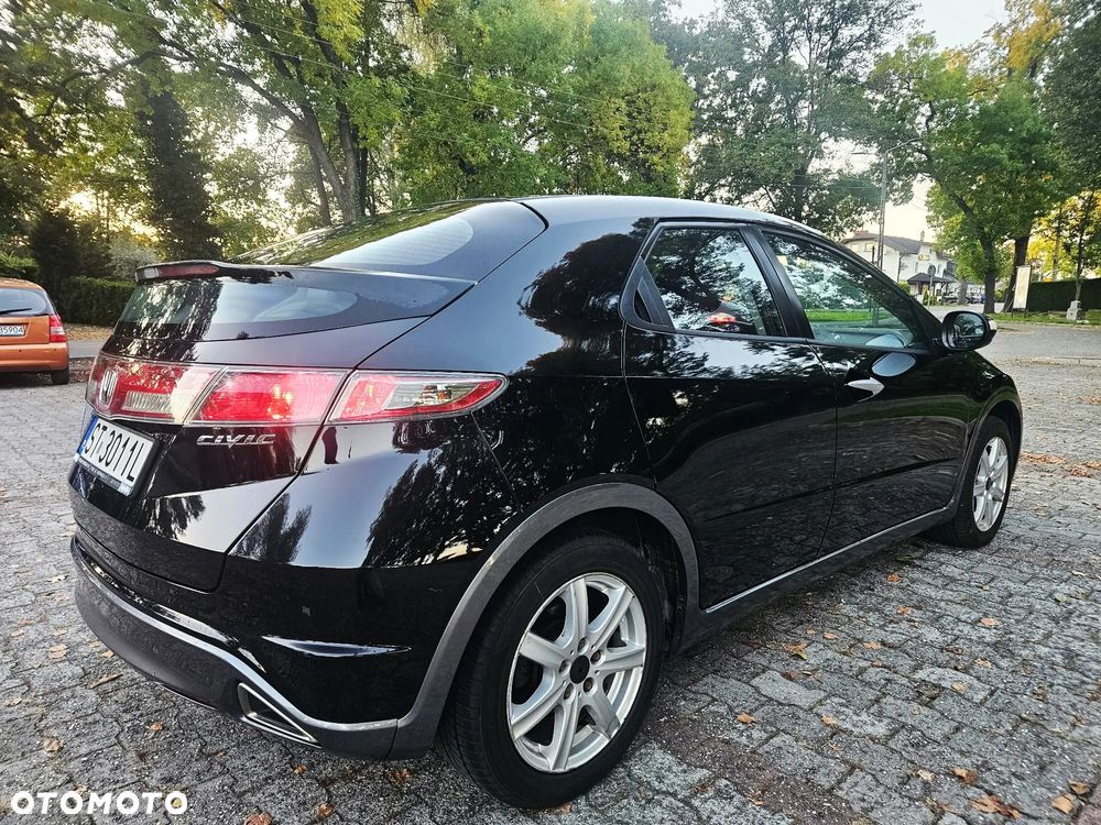 Honda Civic 2011 photo 5