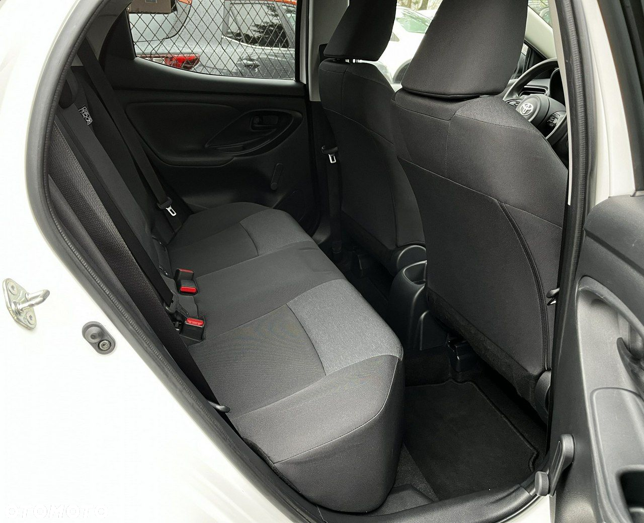 Toyota Yaris - 28