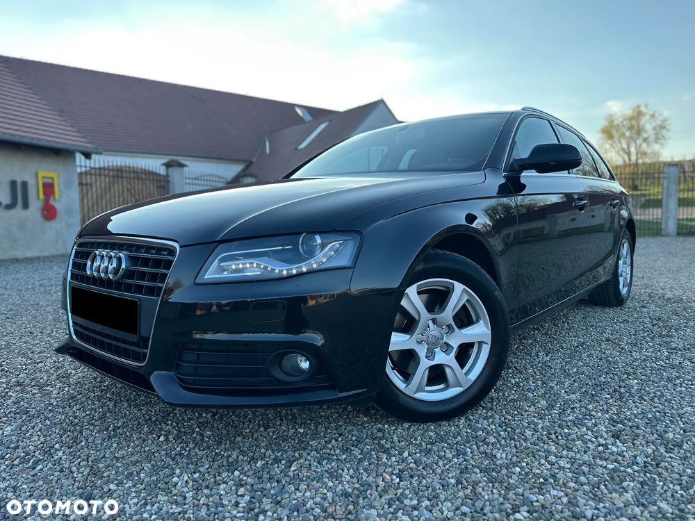 Audi A4 Avant 2.0 TDI ultra DPF Attraction - 1