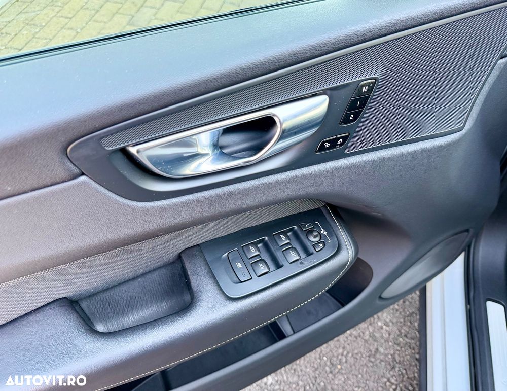 Volvo XC 60 B4 D AWD Geartronic RDesign - 30