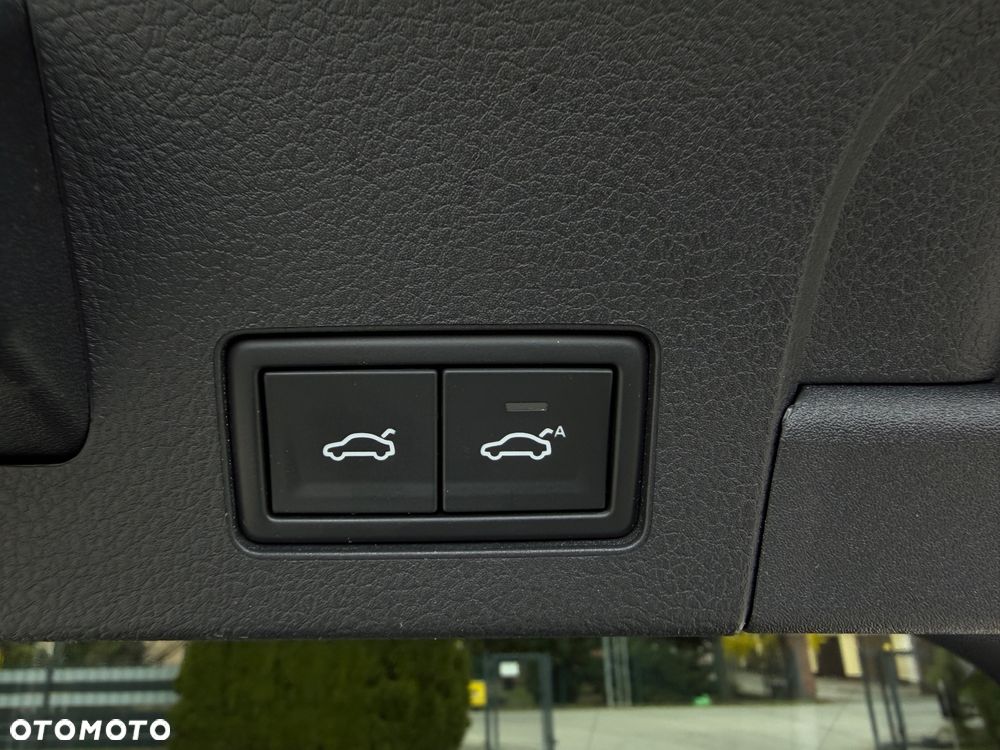 Volkswagen Arteon 2.0 TDI SCR - 17