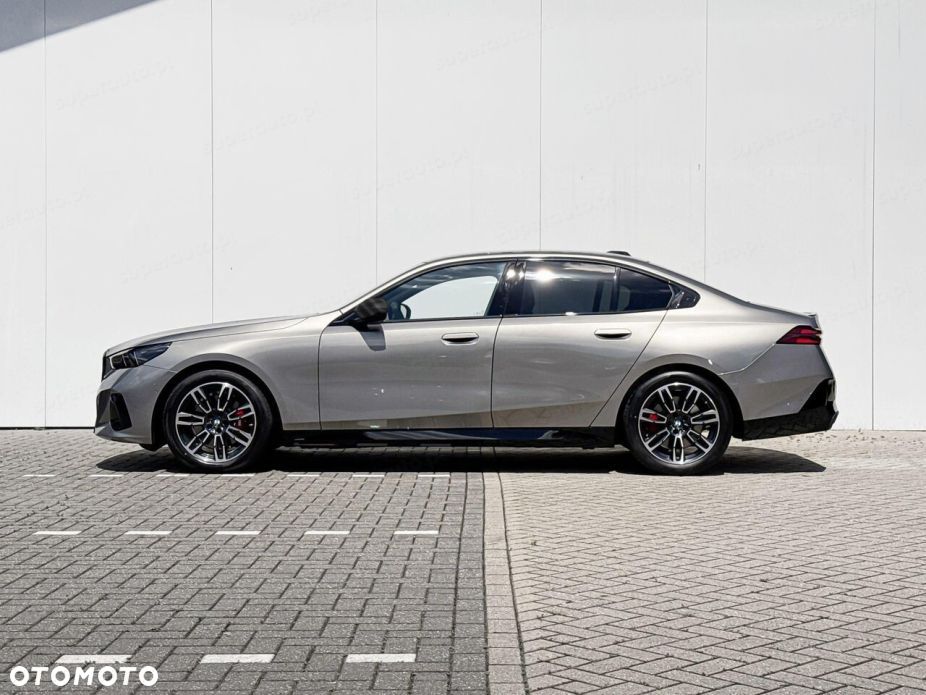 BMW Seria 5 2026 photo 2