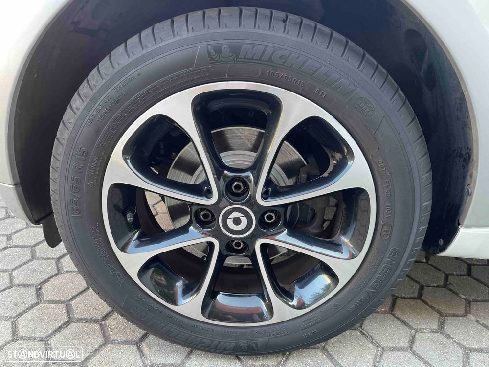 Smart ForTwo Coupé 1.0 Passion 71 - 16