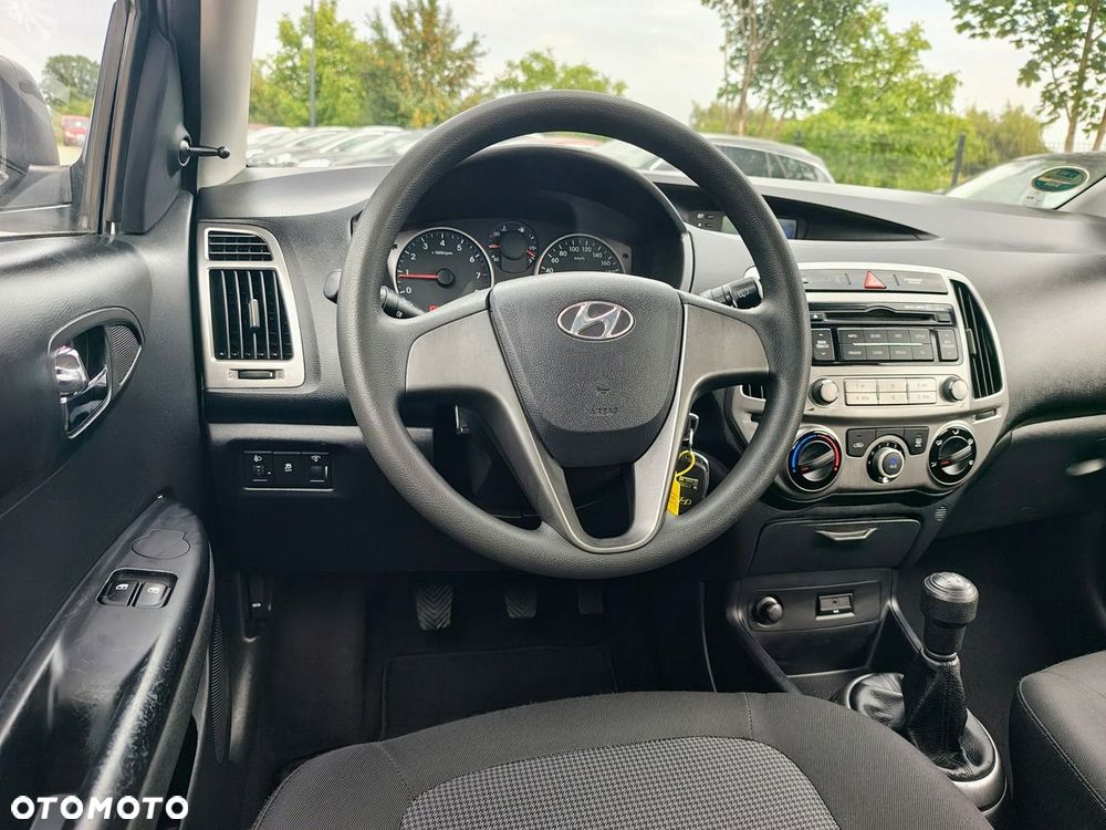 Hyundai i20 - 34