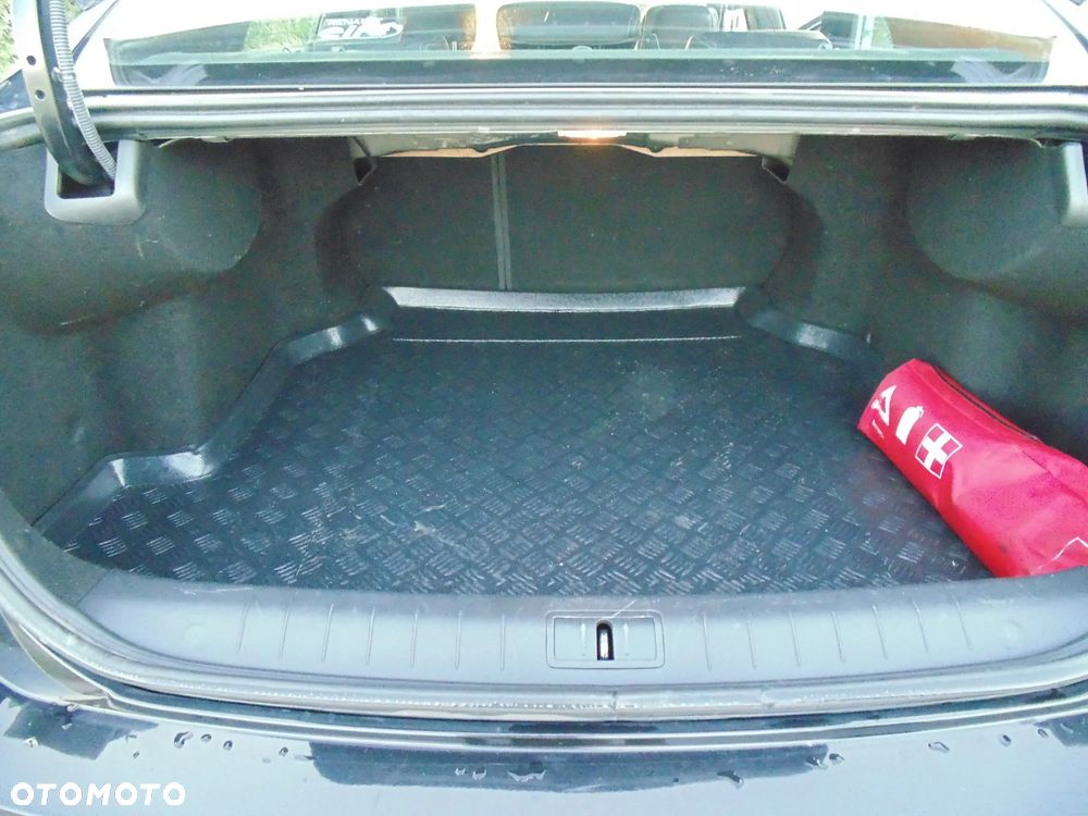 Renault Latitude 2.0 dCi Initiale - 39