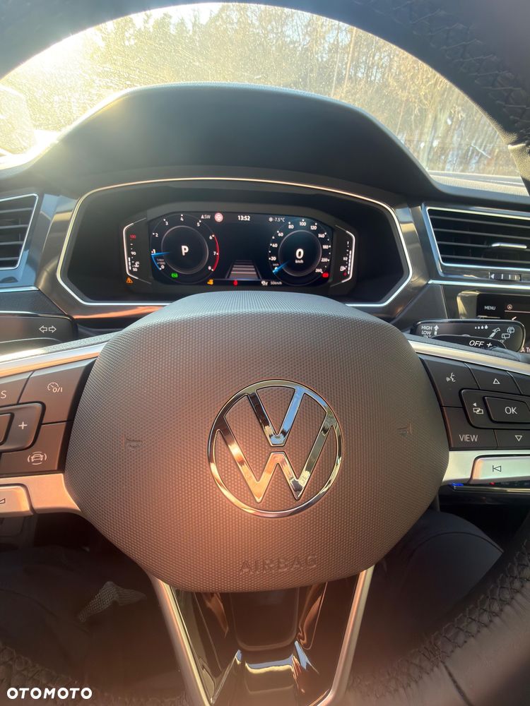 Volkswagen Tiguan 1.5 TSI EVO Elegance DSG - 31