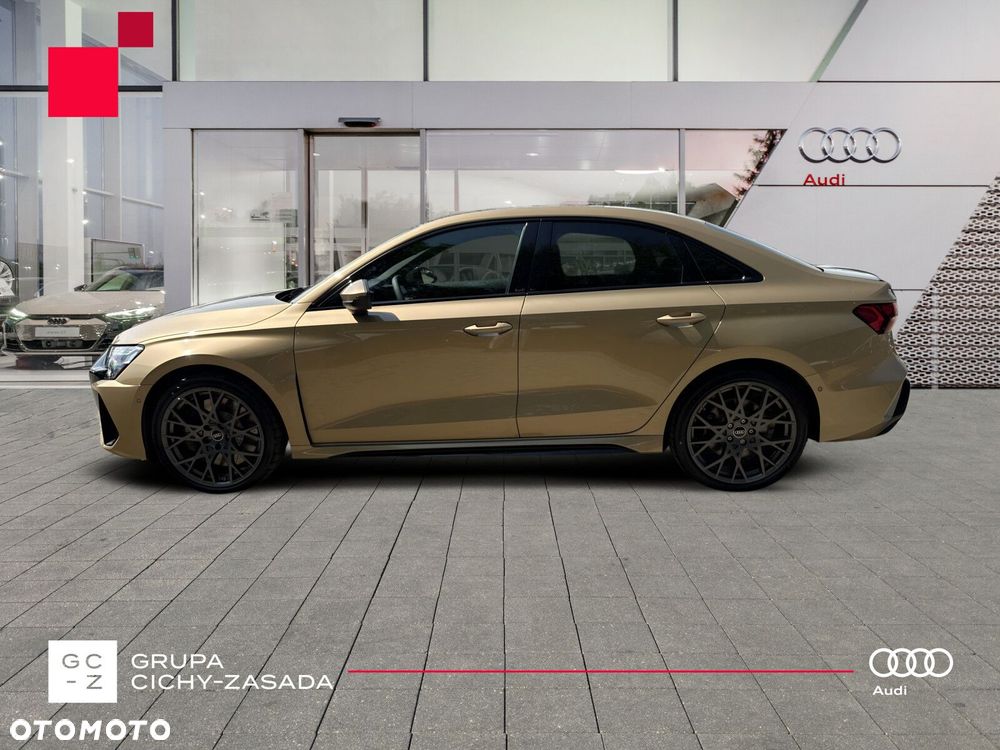 Audi RS3 Limousine - 3