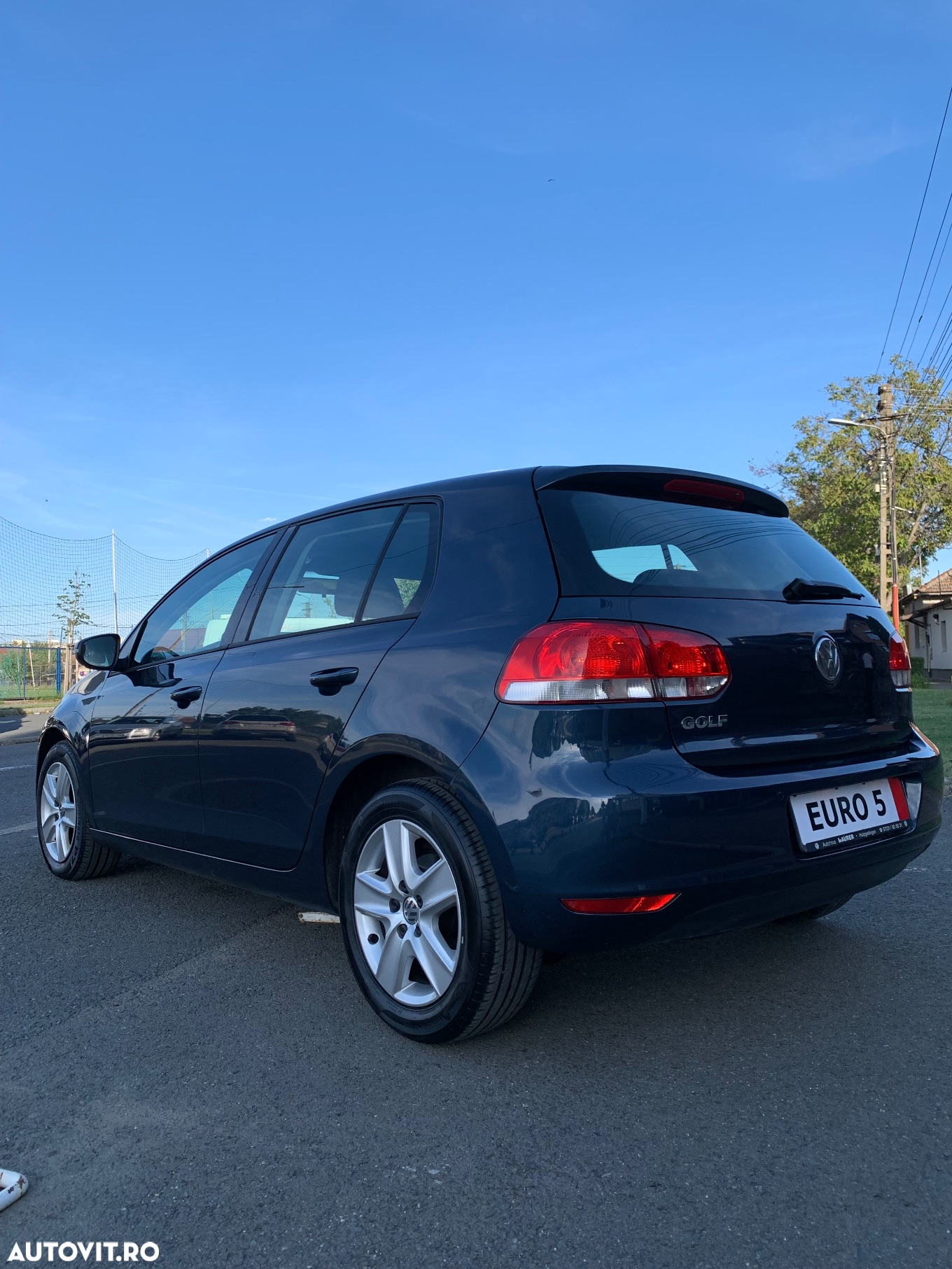 Volkswagen Golf 1.6 Comfortline - 3