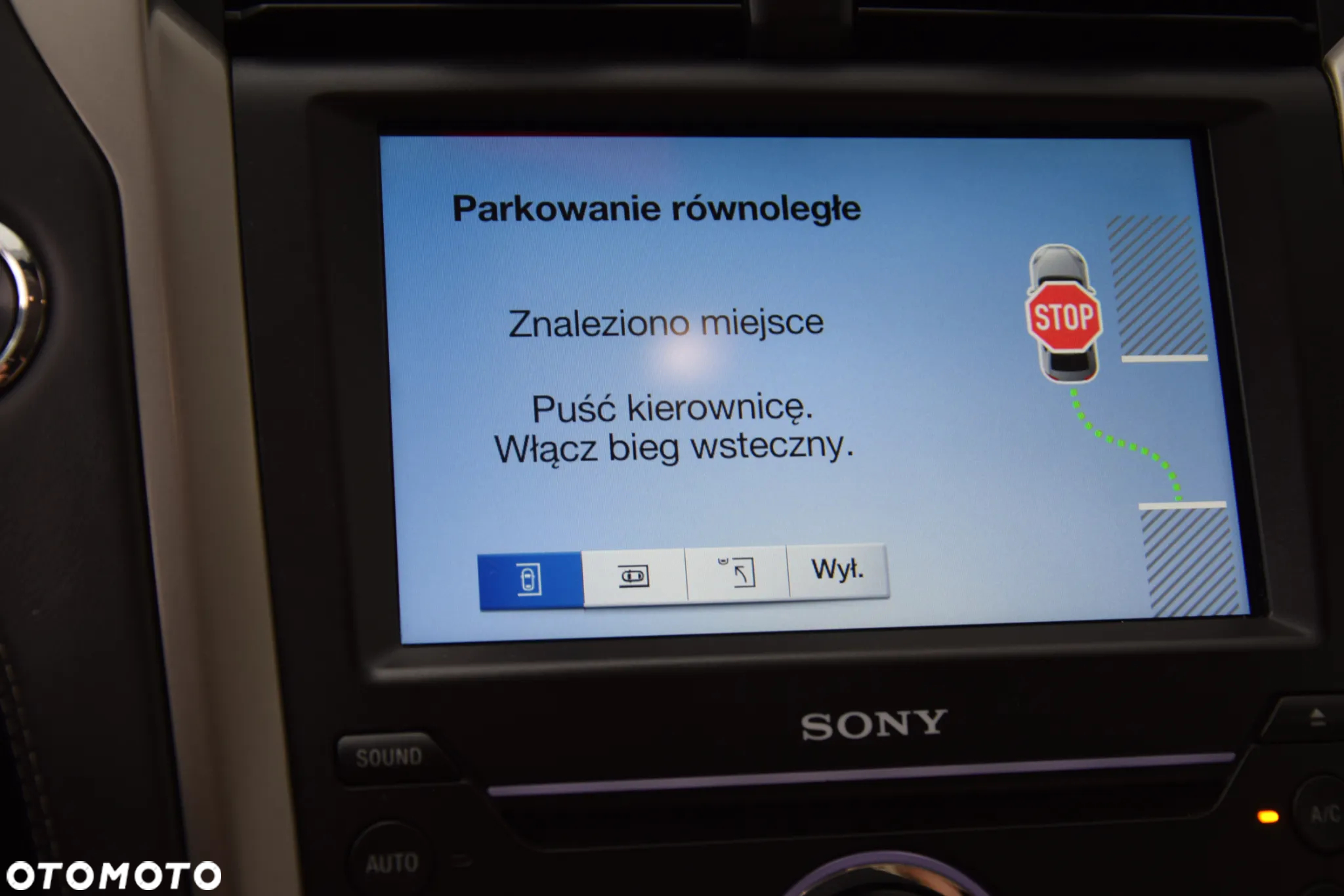 Ford Mondeo - 28
