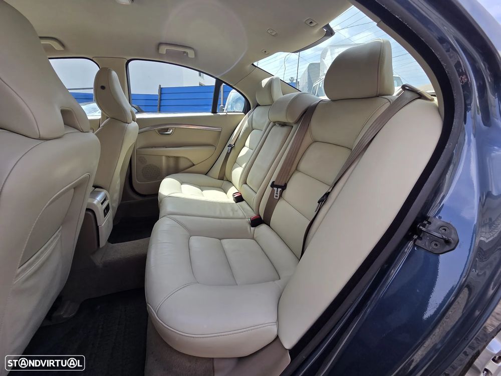 Volvo S80 2.4 D5 Nivel 2 - 10