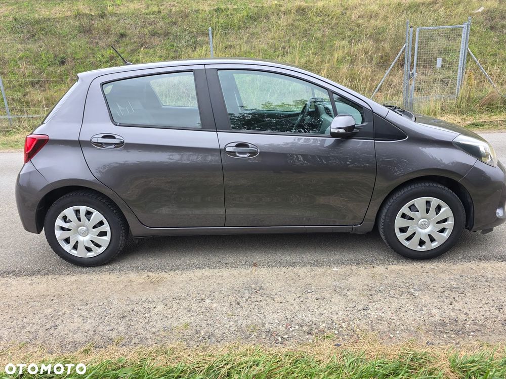 Toyota Yaris 1.33 Premium - 3