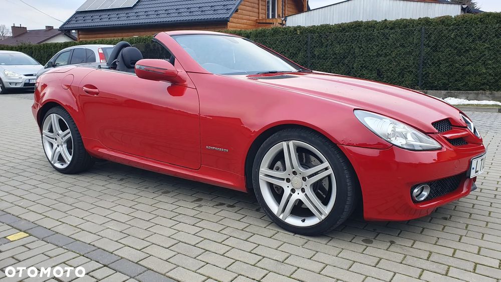 Mercedes-Benz SLK 200 BlueEFFICIENCY 7G-TRONIC Roadster pur - 27
