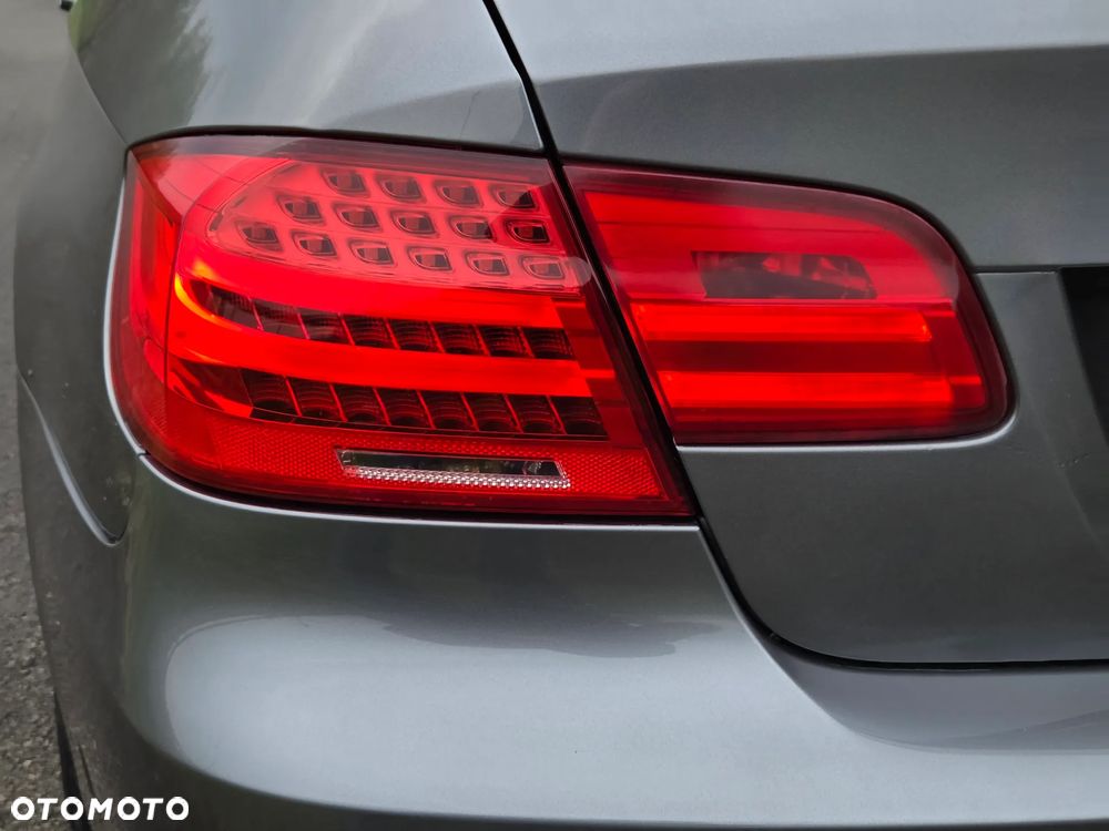 BMW Seria 3 320i Edition Exclusive - 14