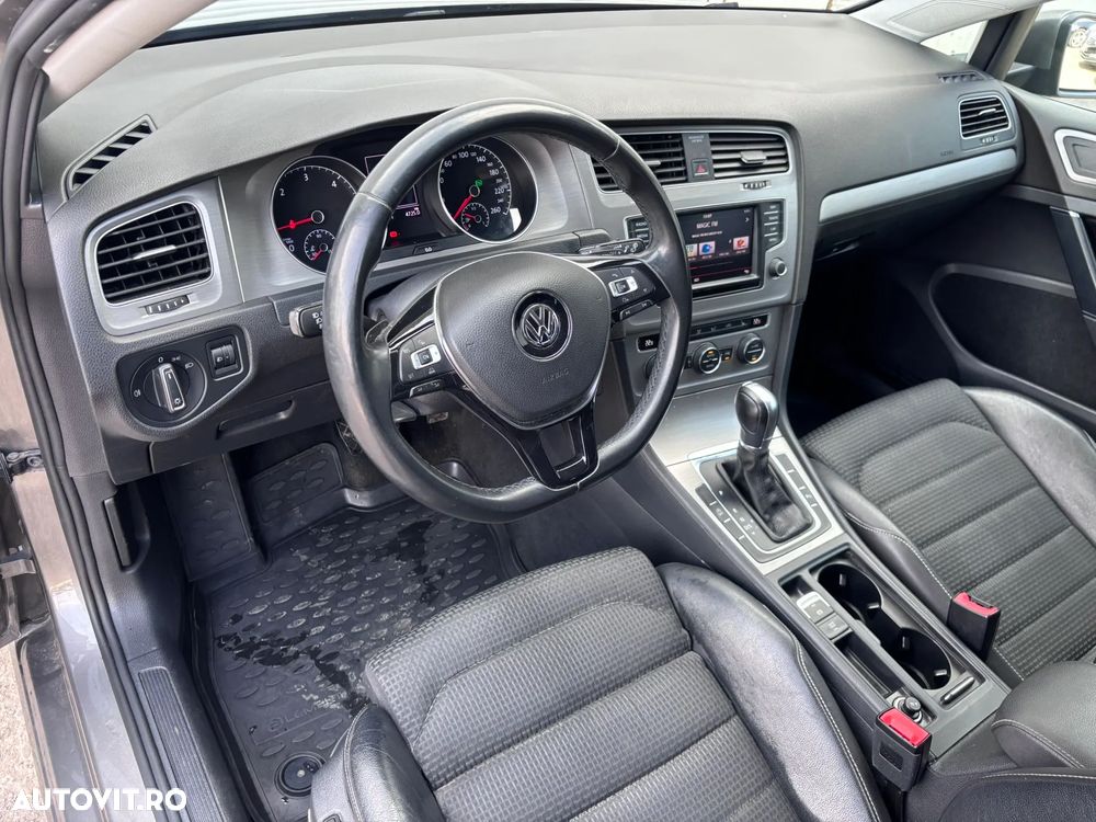 Volkswagen Golf 1.6 TDI BlueMotion Technology DSG Comfortline - 19