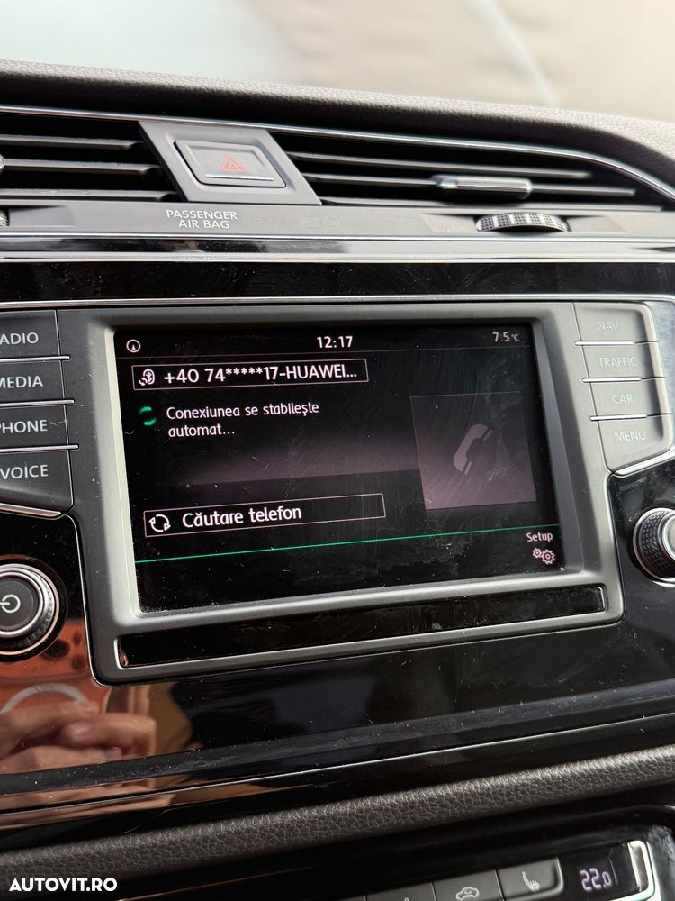 Volkswagen Touran 2.0 TDI Highline - 21