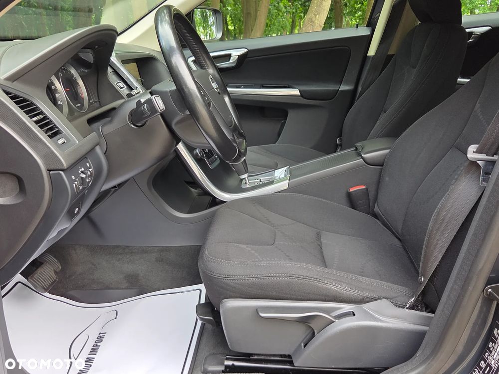 Volvo XC 60 T5 Powershift Momentum - 4