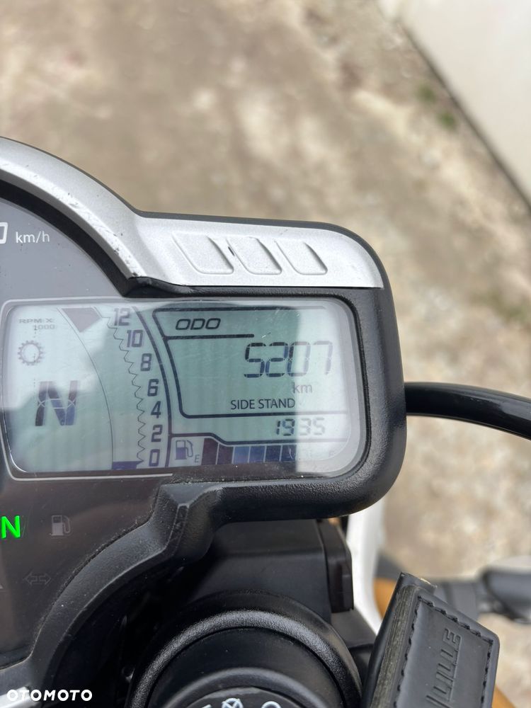 Triumph Speed Twin - 13