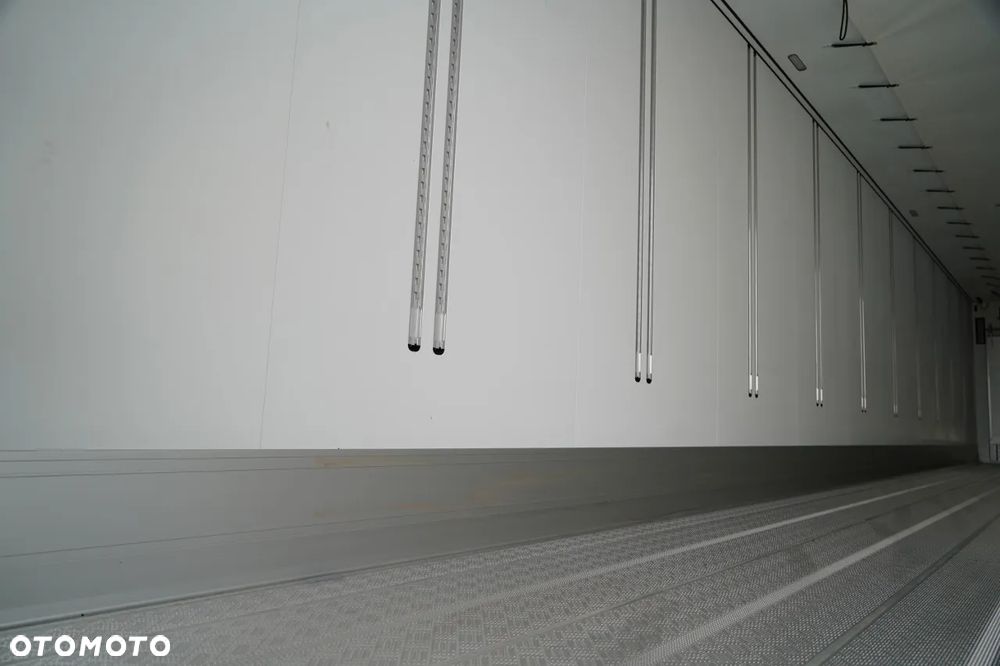 Schmitz Cargobull / CHŁODNIA / THERMO KING SLX 300 / DOPPELSTOCK / NOWA / 2025 ROK / - 18