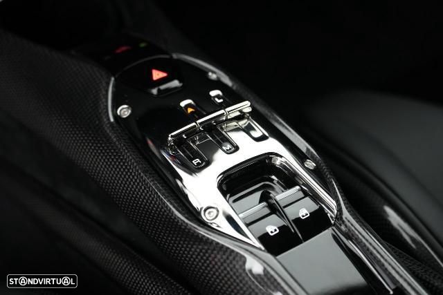 Ferrari 296 GTB Coupe - 18