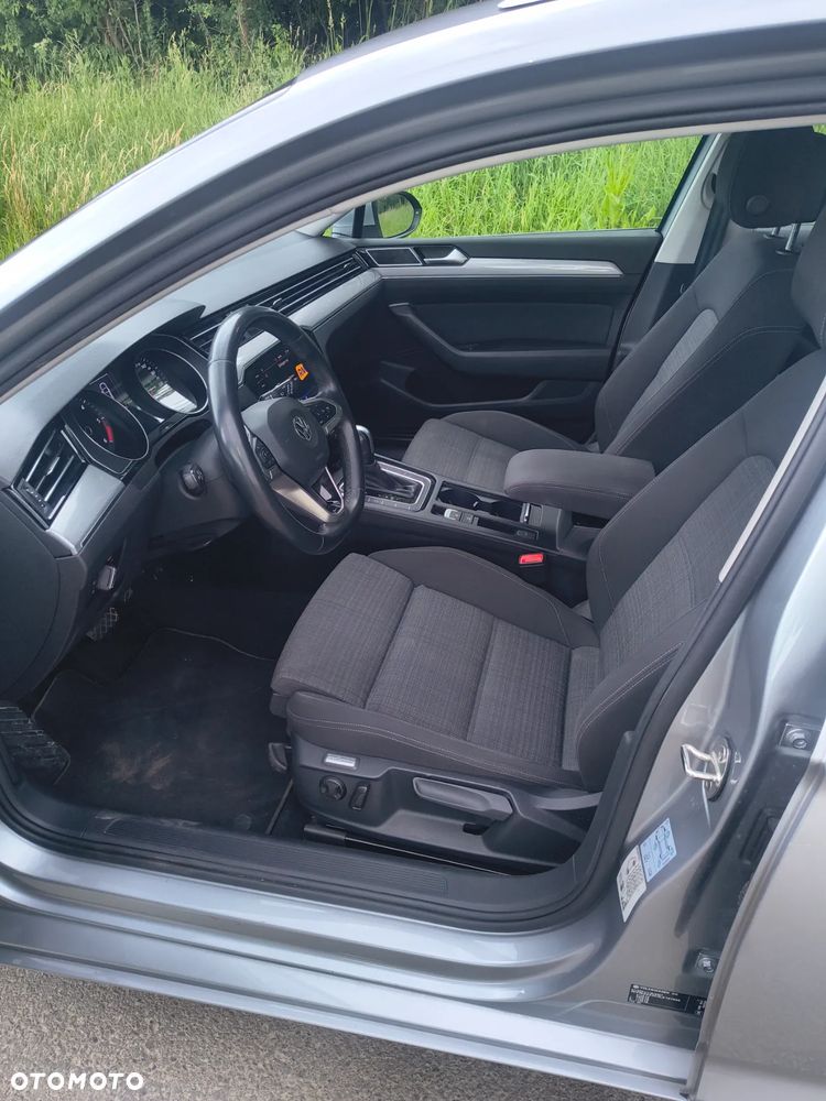 Volkswagen Passat 2.0 TDI SCR DSG Comfortline - 7