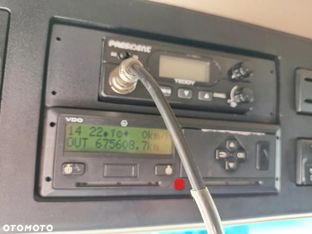 Mercedes-Benz Actros 1845 StreamSpace Low Deck Mega - 13
