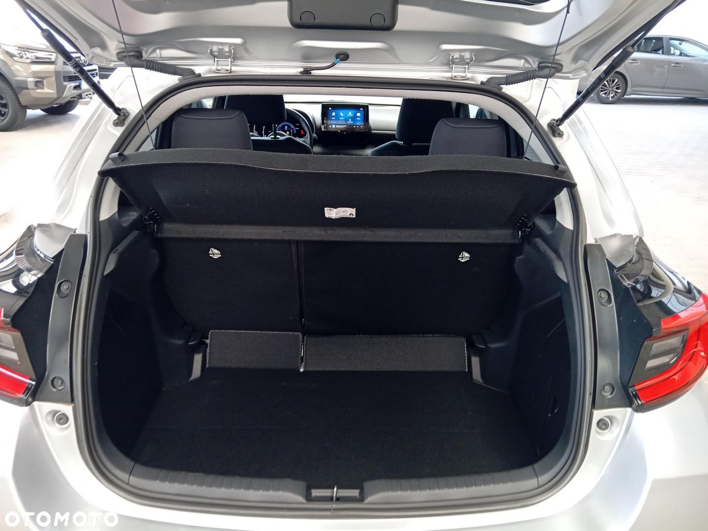 Toyota Yaris - 13