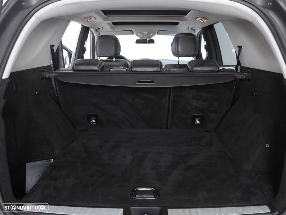 Mercedes-Benz ML 250 - 13