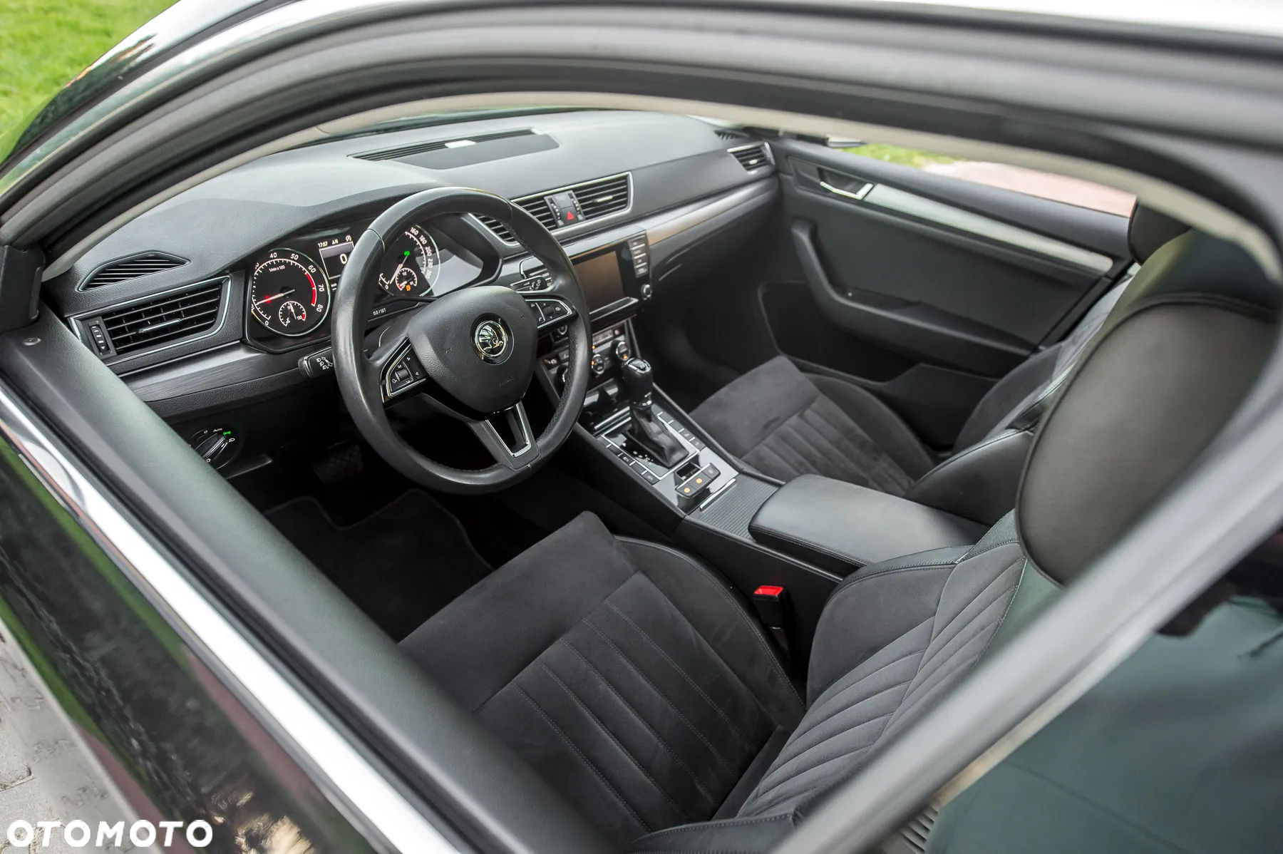 Skoda Superb Combi 2.0 TSI 4x4 DSG Ambition - 18
