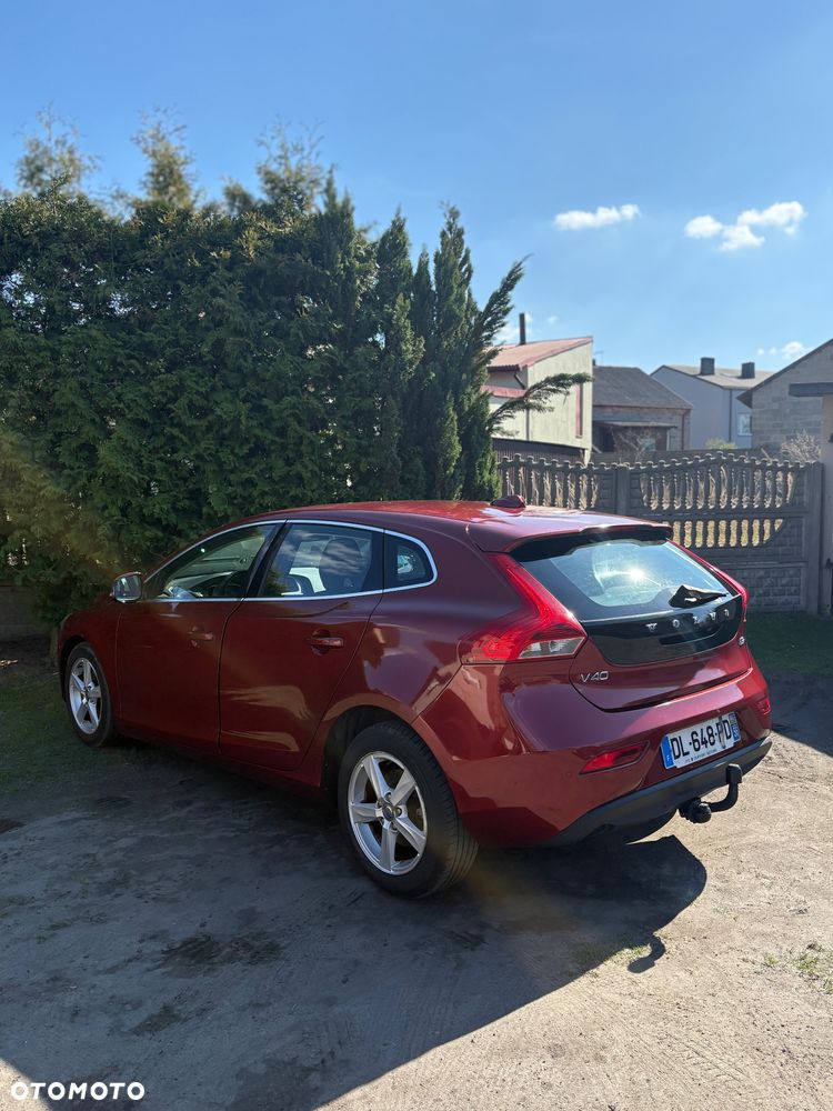 Volvo V40 D2 Momentum - 4