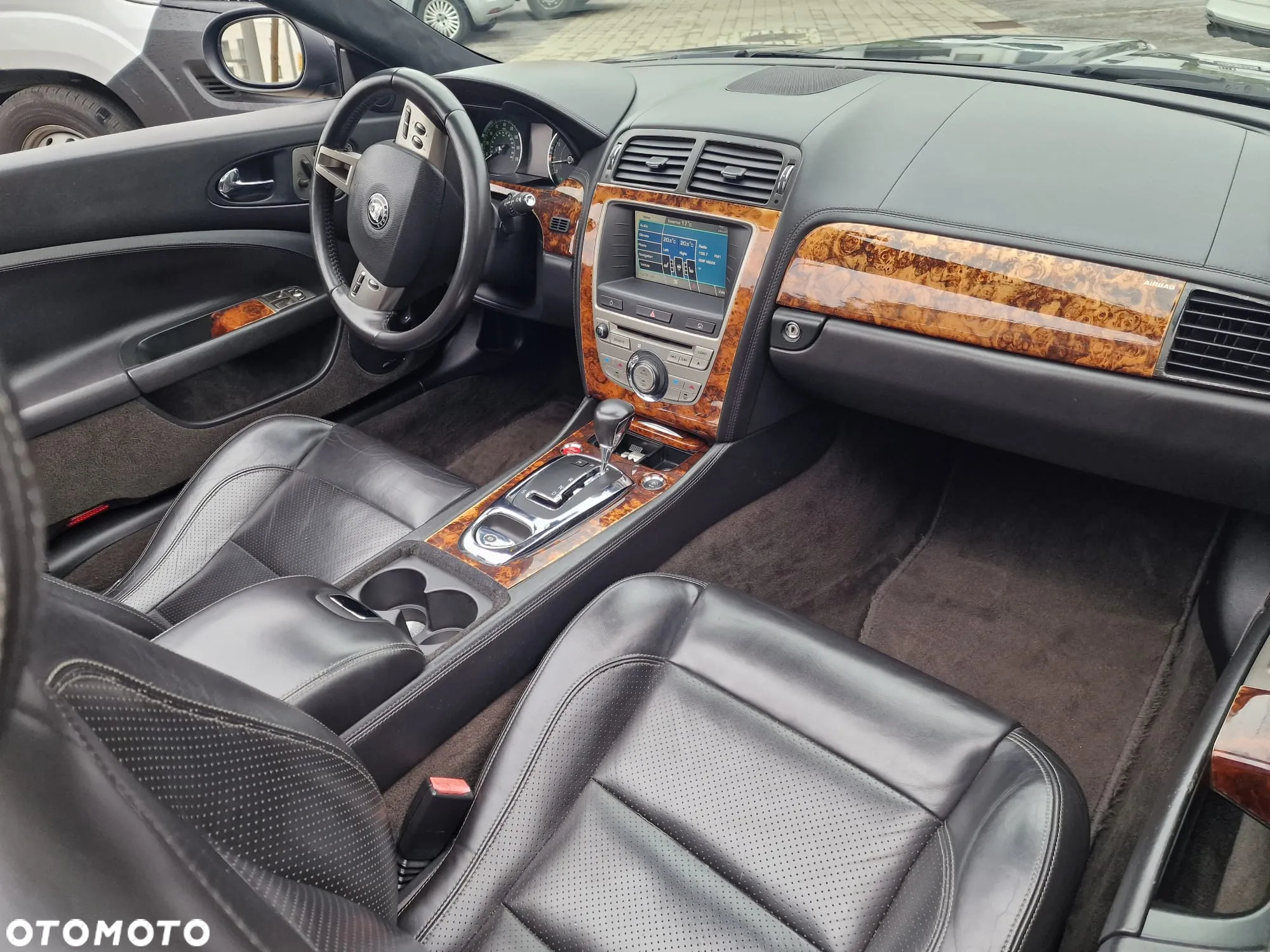 Jaguar XK 4.2 Cabriolet - 21