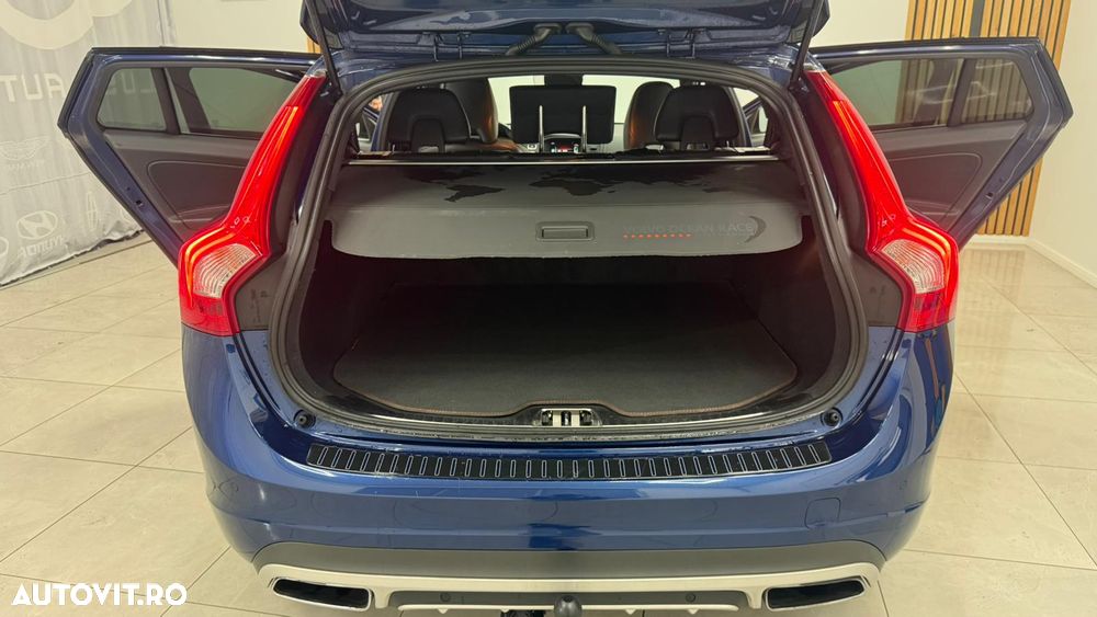 Volvo V60 D3 Ocean Race - 17