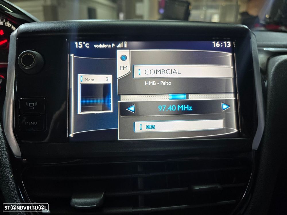 Peugeot 208 1.2 VTi Allure - 13