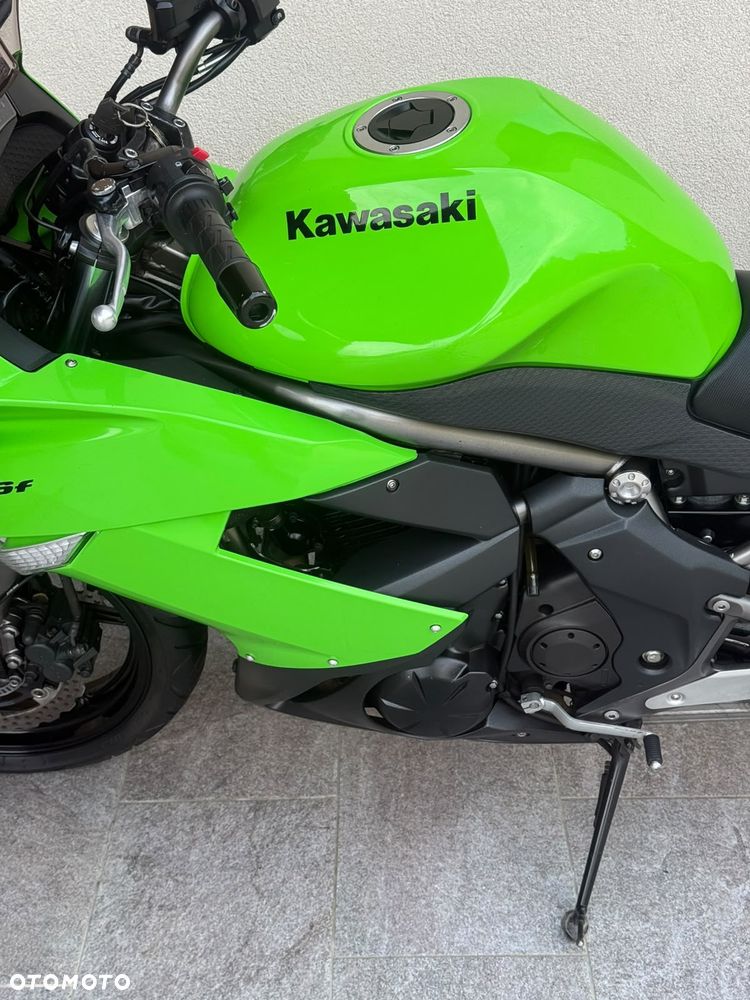 Kawasaki ER - 18