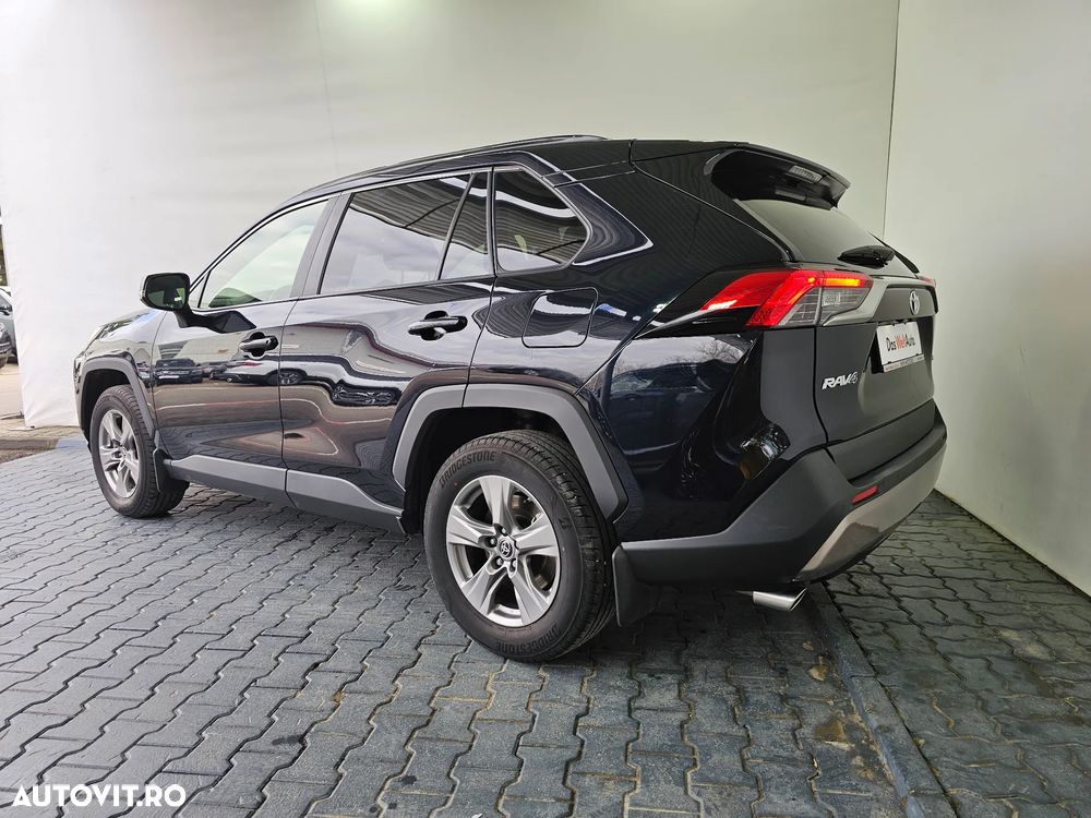 Toyota RAV4 - 3
