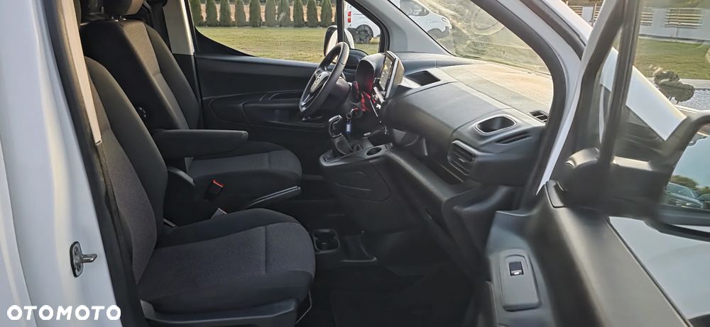 Opel Combo - 14