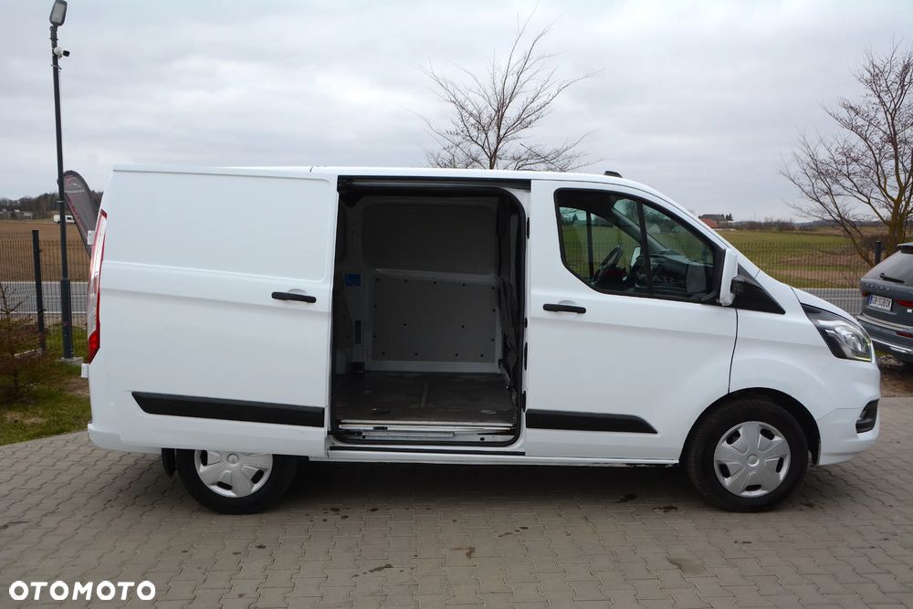 Ford Transit Custom - 8