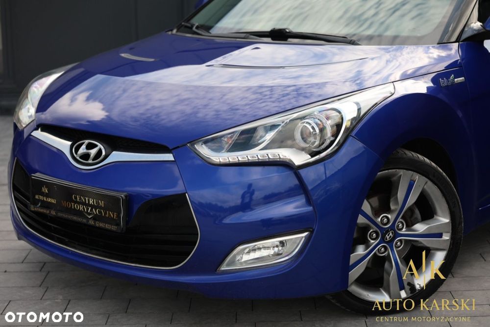 Hyundai Veloster - 11